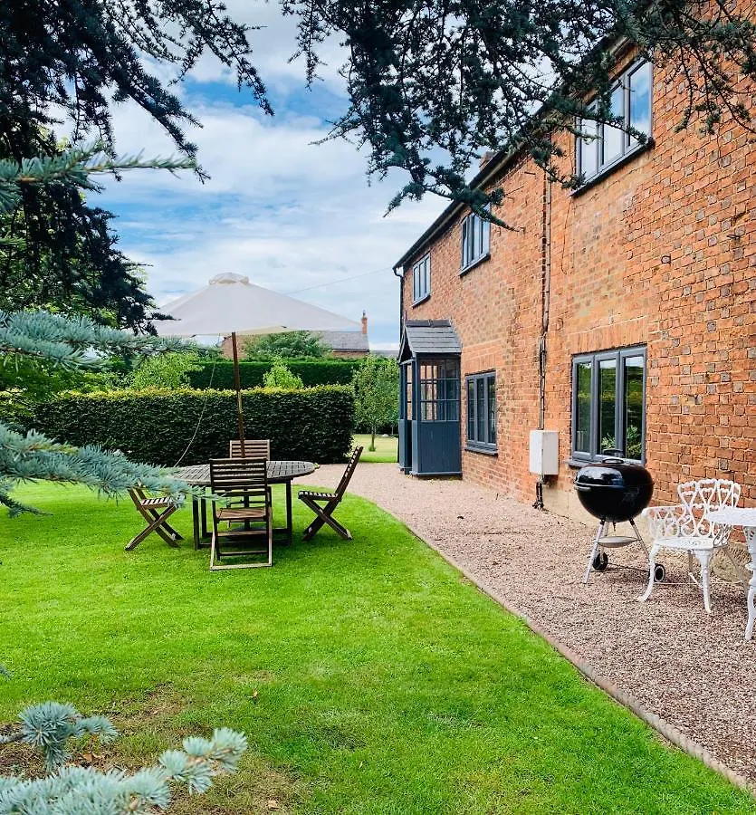 5 Smart Villa Hotels in Cheshire Worth Booking