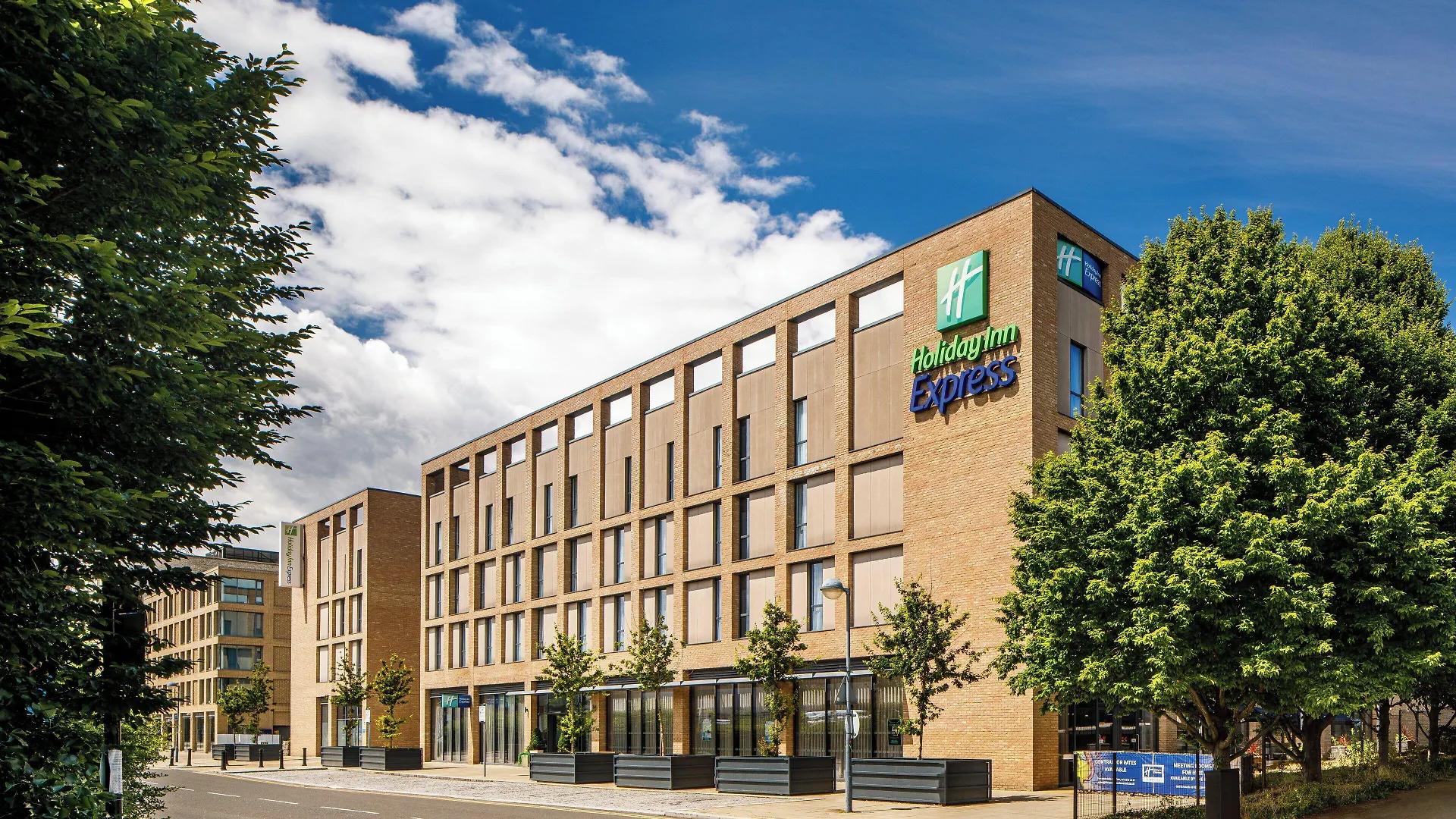 9 Budget Hotels in Newham That Won't Drain Your London Trip