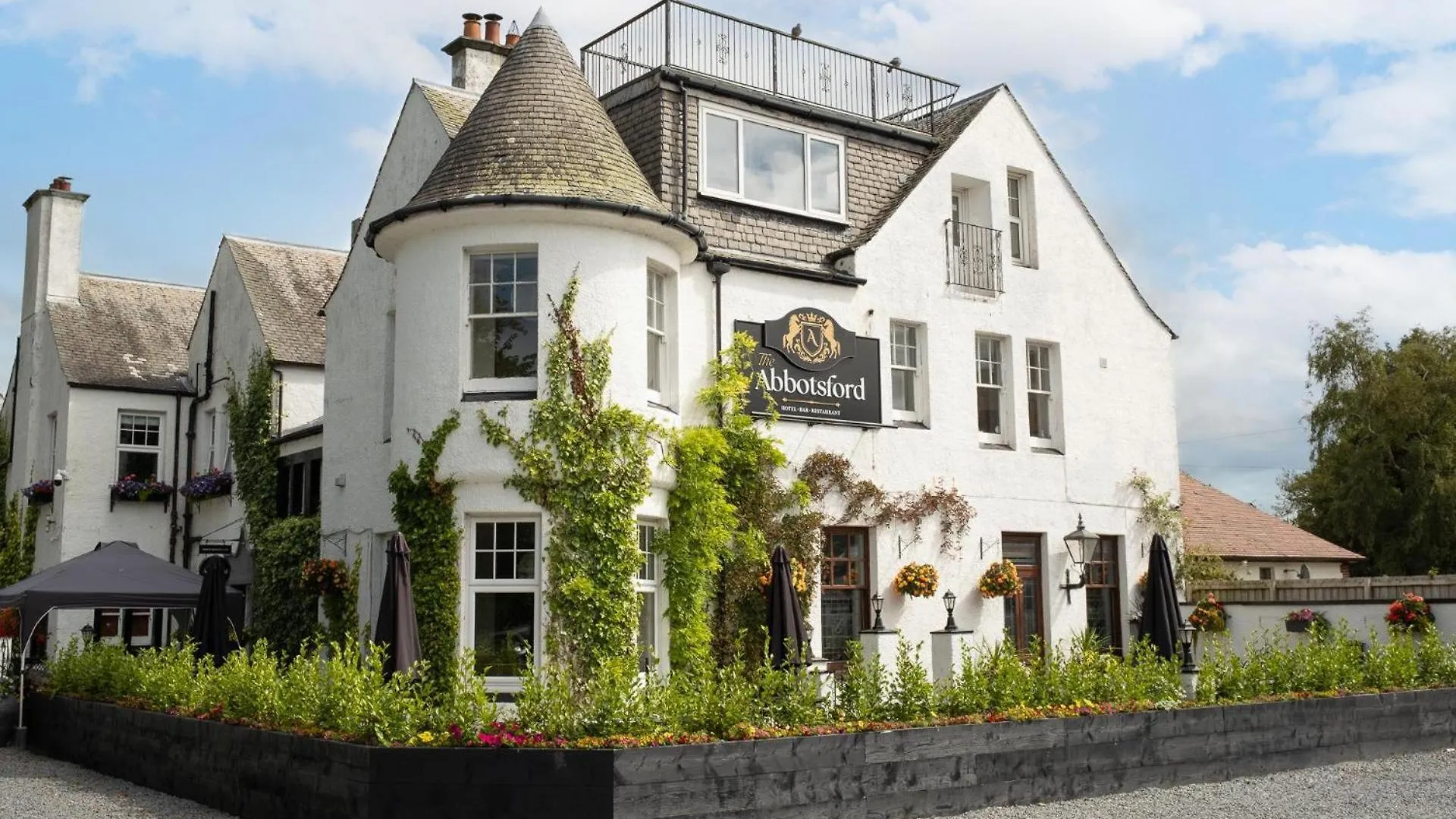 4 Family Hotels Near Loudoun Hall Worth Booking in Ayr
