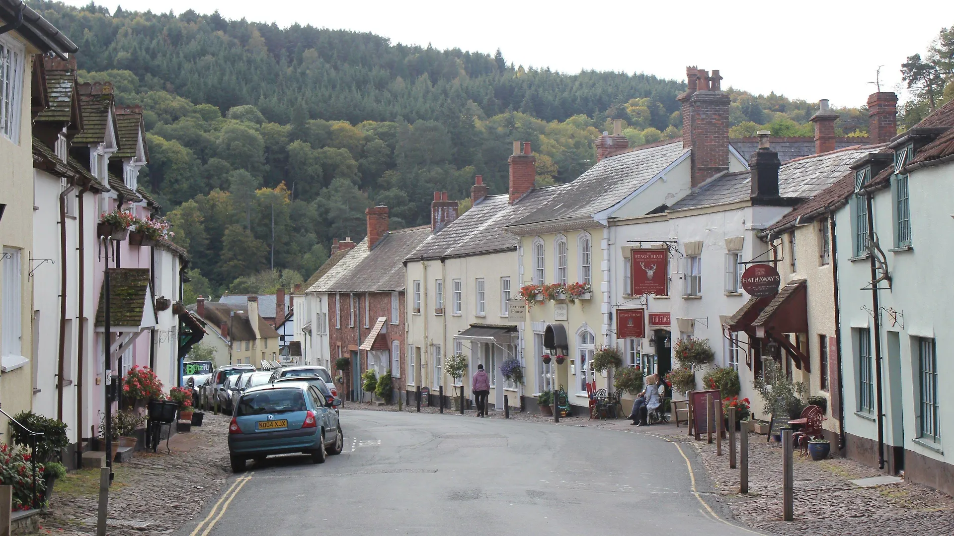 5 Central Hotels Near West Somerset Railway Worth Booking