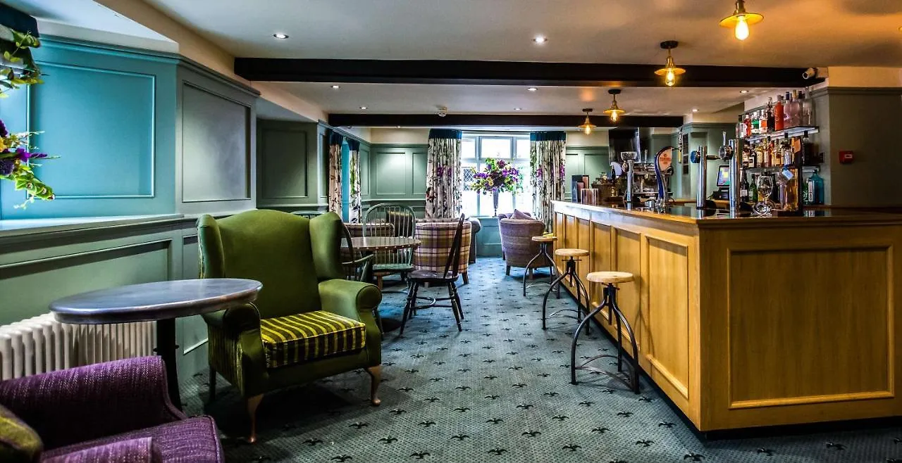 5 Top 3-Star Hotels Near Wye Valley Butterfly Zoo for Wye Valley Stays
