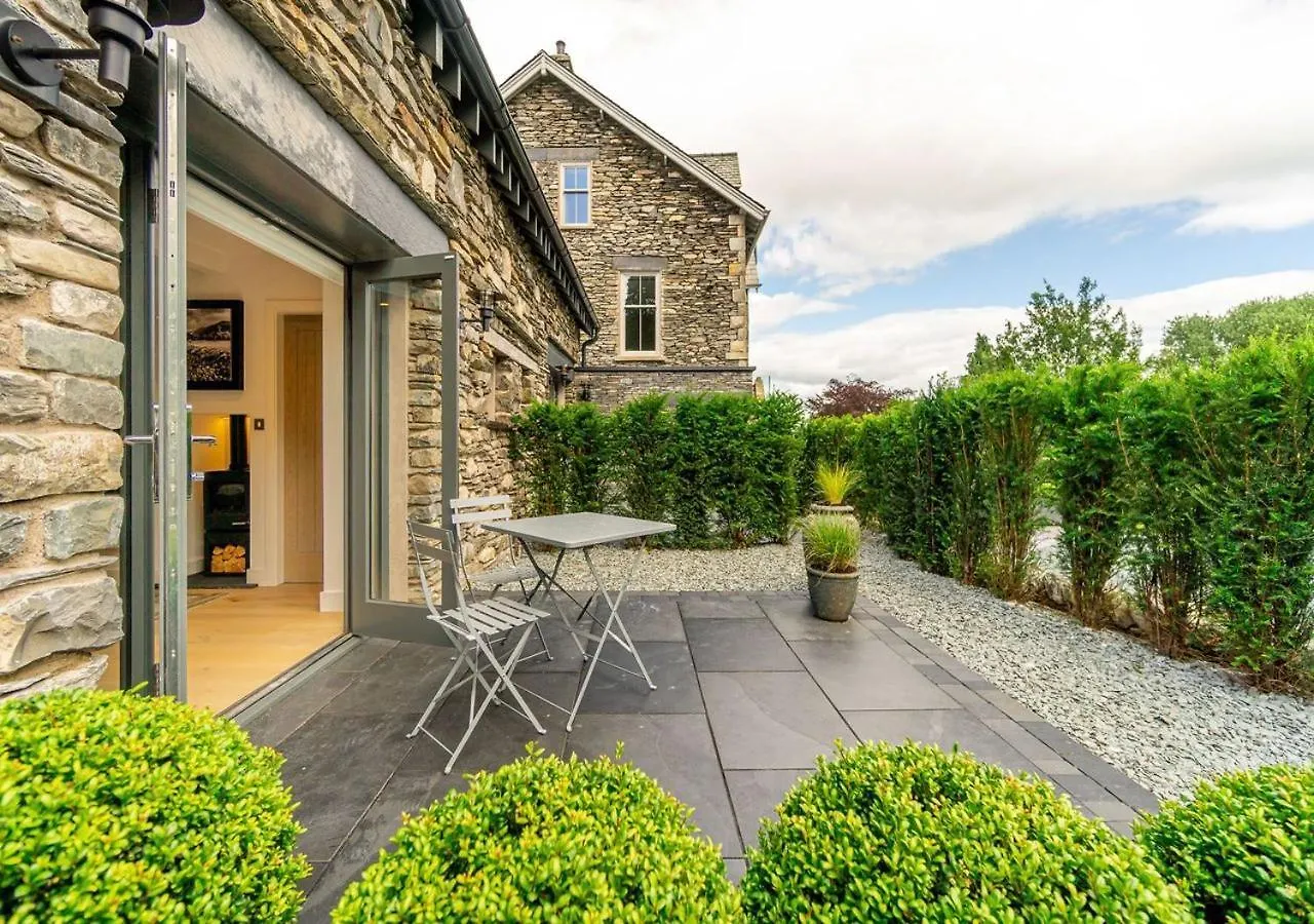 4 Family Hotels Close to Old Laundry Theatre, Windermere
