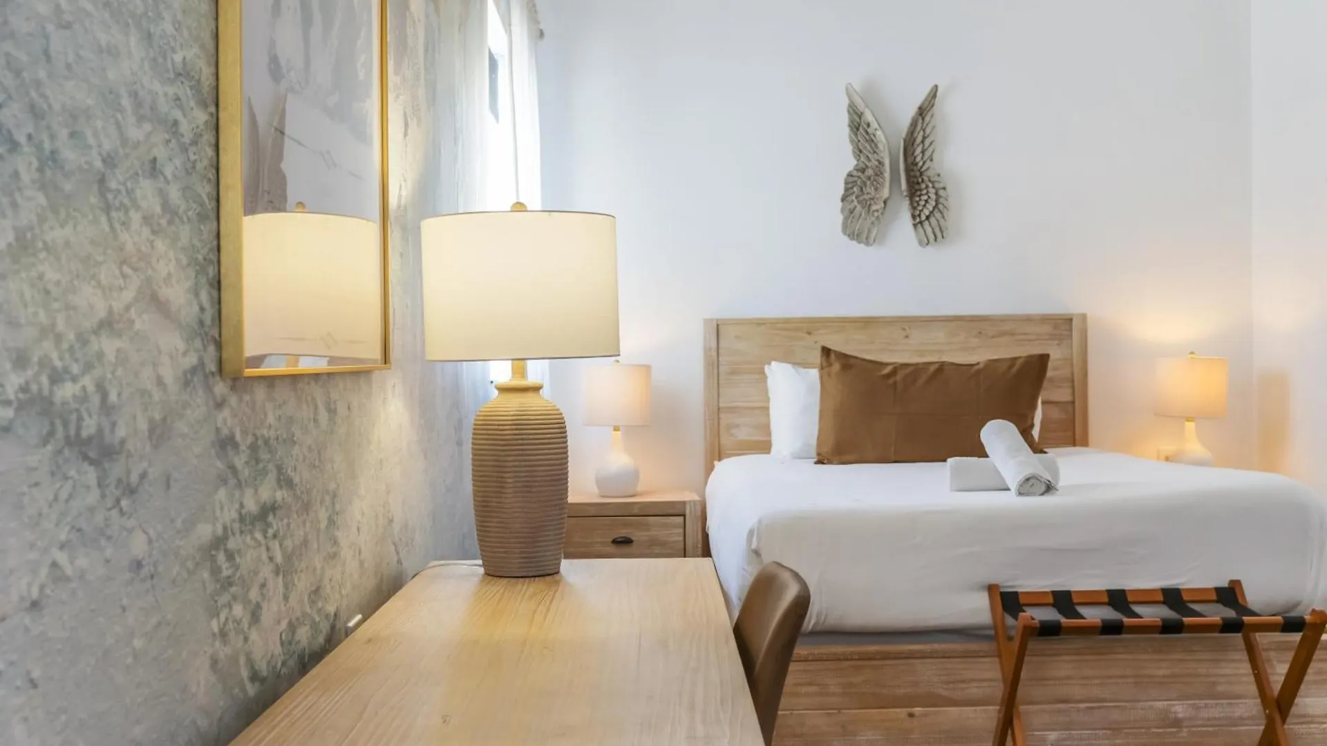 6 Central Hotels Near Miami Beach Botanical Garden Worth Booking
