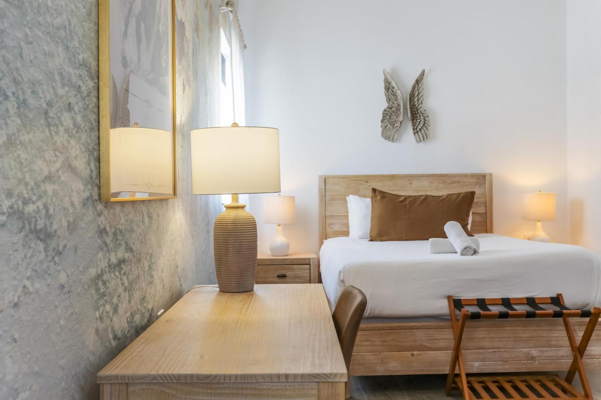 11 Central Hotels Close to Fisher Island Worth Booking