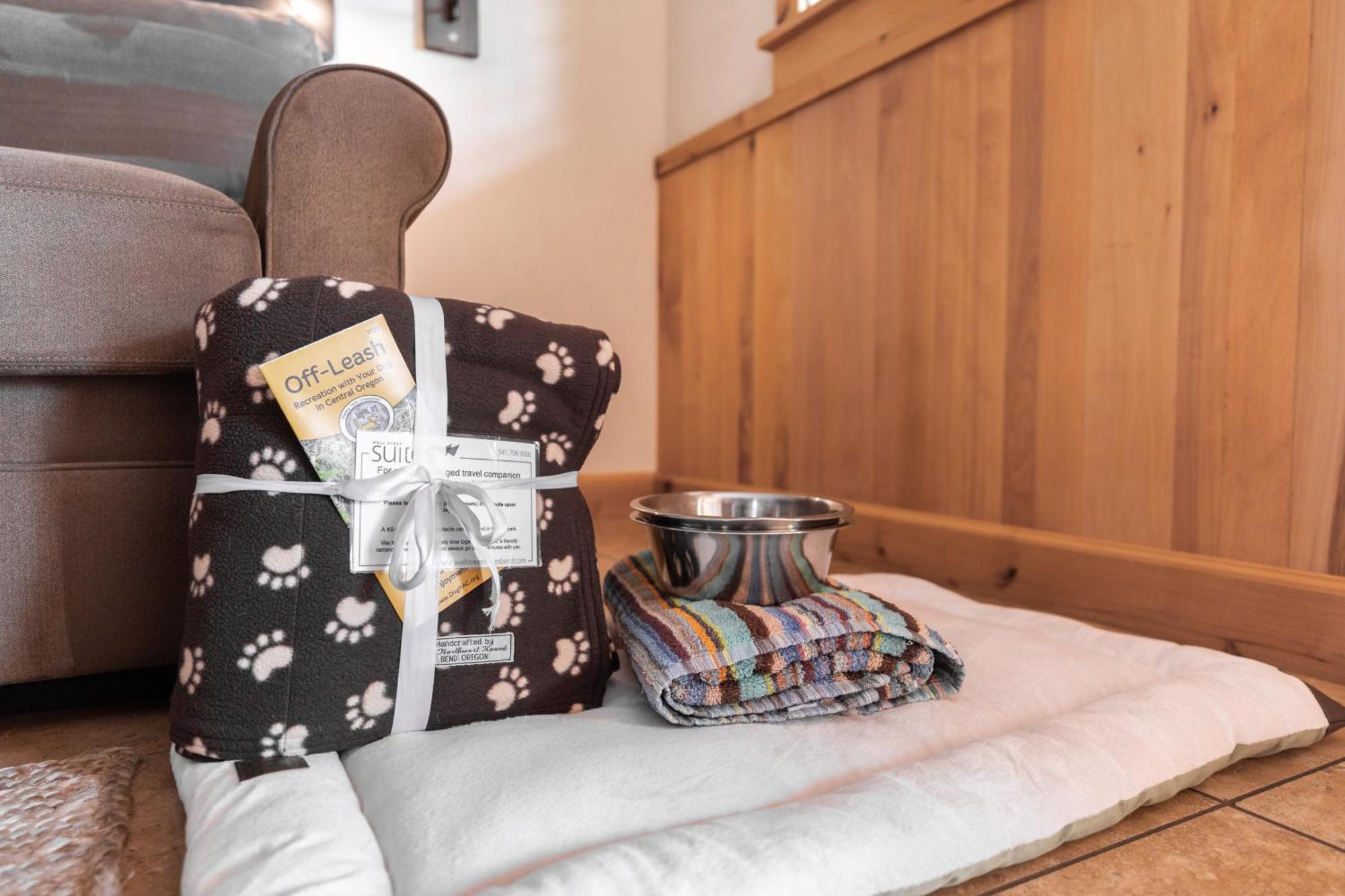 4 Historic Hotels Near Hollinshead Park Worth Booking