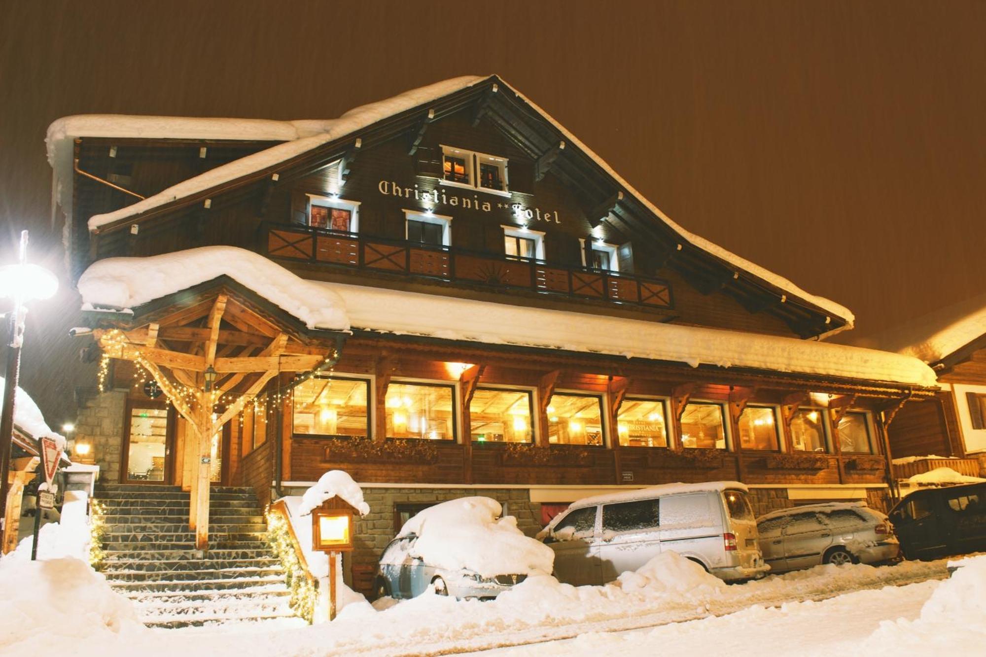 Where to Stay Near Les Prodains: 6 Family Hotels in Morzine
