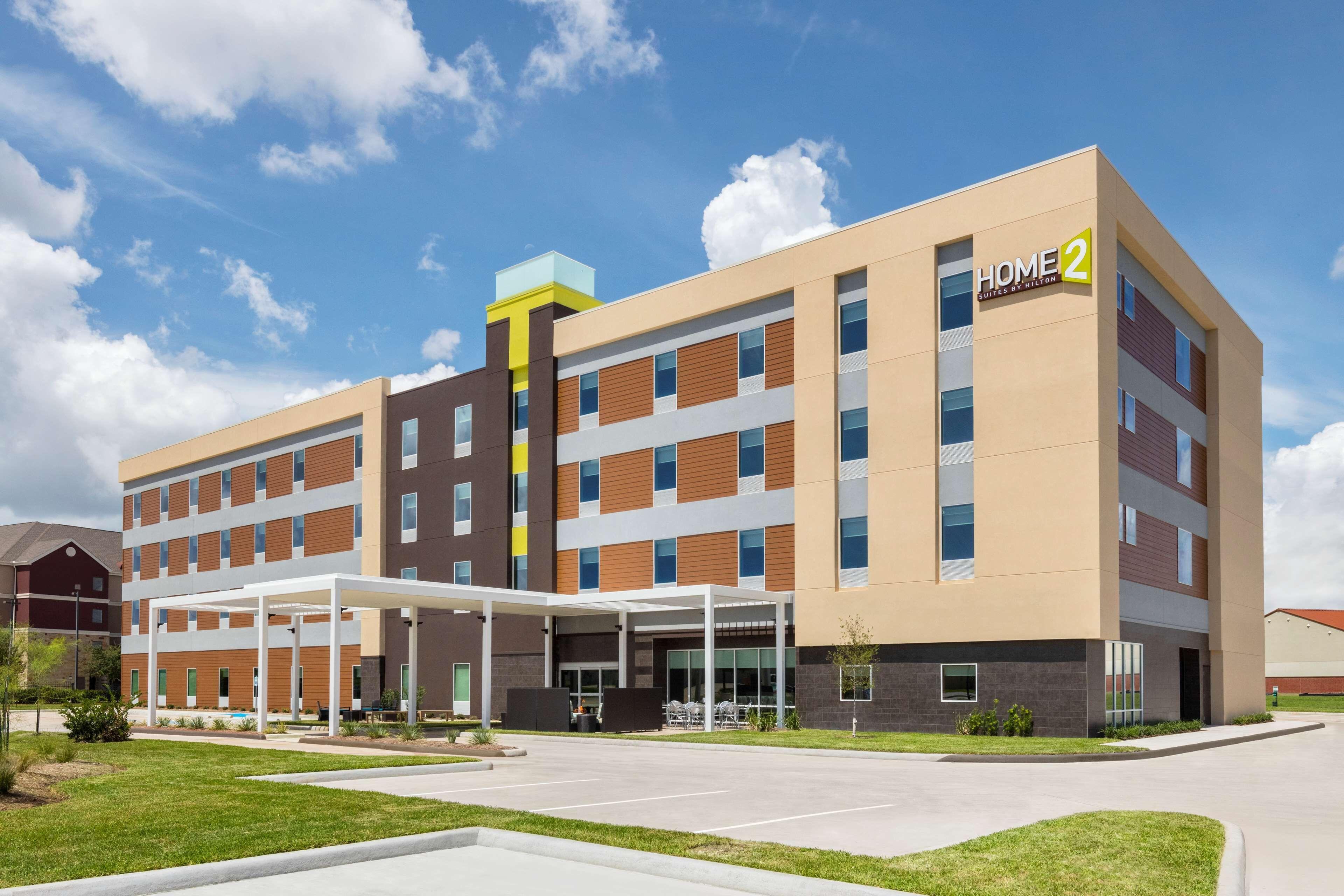 4 Smart Business Hotels Near Sugar Land Airport Worth Booking