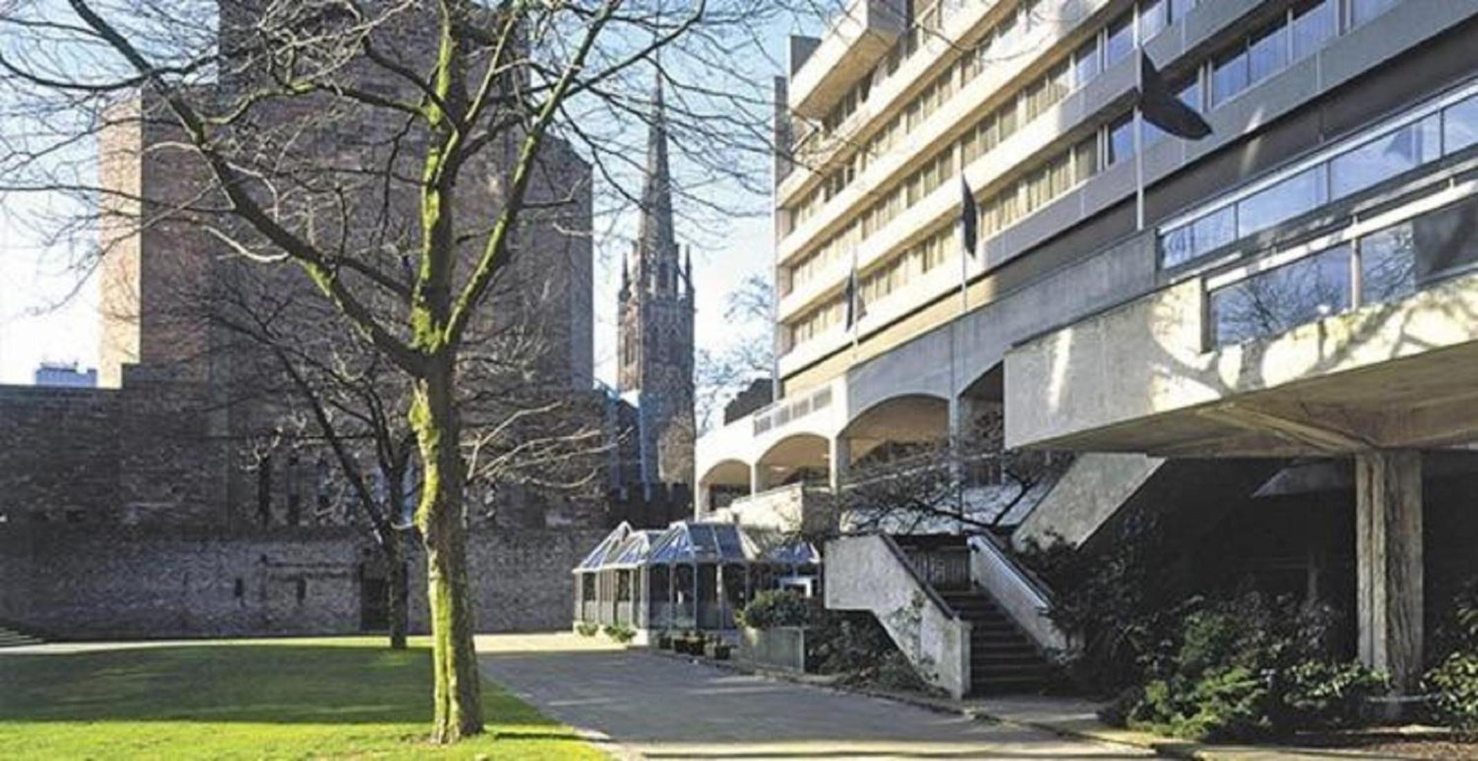 Near Lady Godiva Statue: 4 Design Hotels Compared