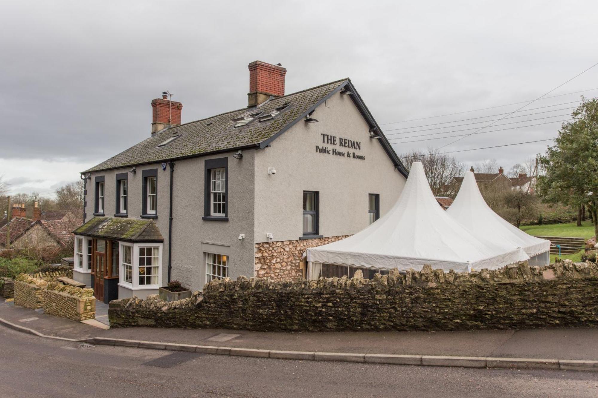 4 Budget Hotels Near Fosseway Golf Club Worth Booking