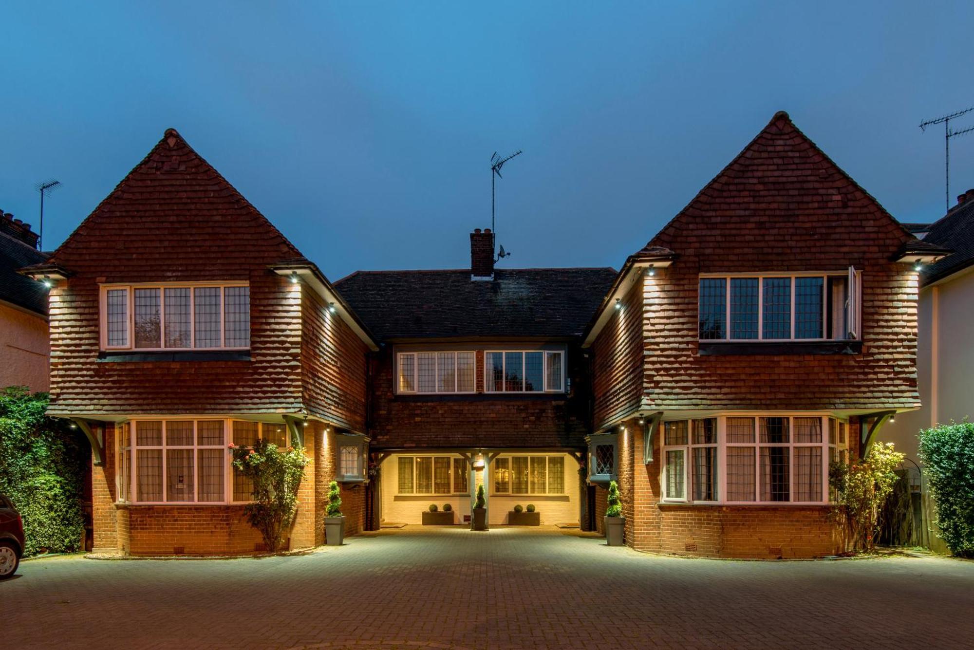 4 Four-Star Hotels Near Covent Garden Worth Booking