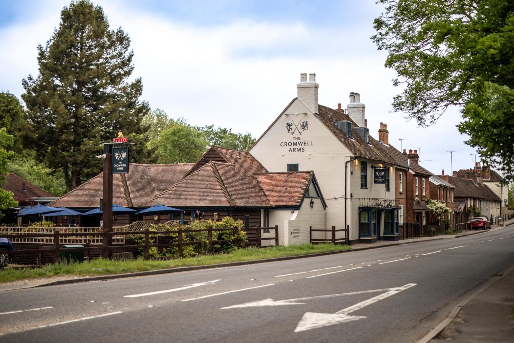 2 Highest-Rated Hotels by Location Near Romsey Abbey